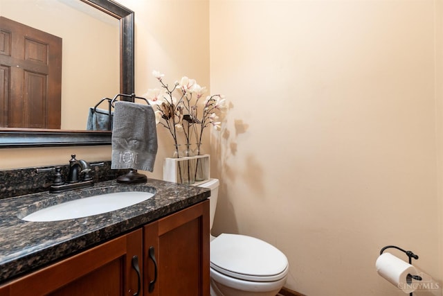 501 Tara Oaks Dr, Middletown, OH 45042 - bathroom featuring vanity and toilet