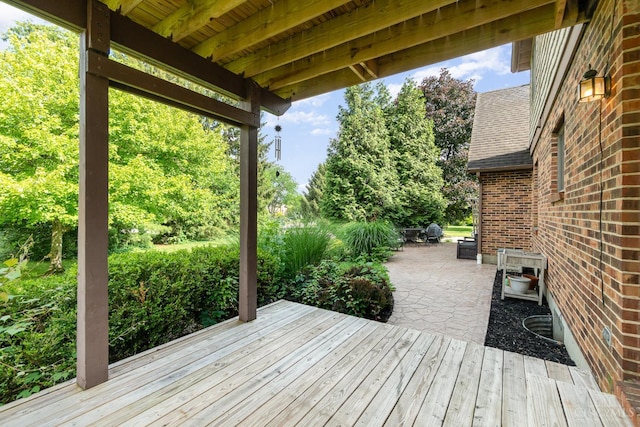 501 Tara Oaks Dr, Middletown, OH 45042 - wooden terrace featuring a patio and view of scattered trees
