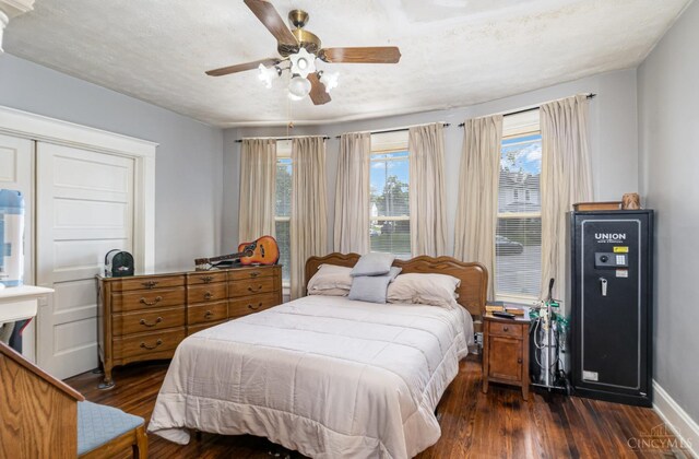 197 Millville, Hamilton, OH 45013 - bedroom featuring dark wood-type flooring and a ceiling fan