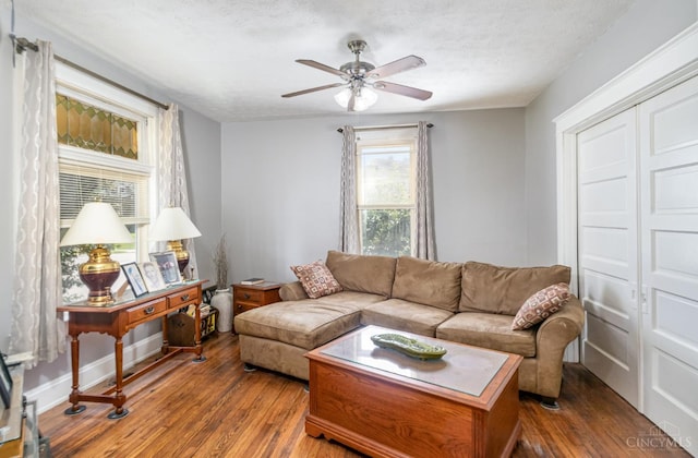 197 Millville, Hamilton, OH 45013 - living area featuring hardwood / wood-style flooring and ceiling fan