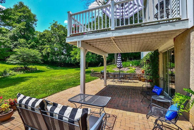 8050 Redhaven Ct, Colerain Twp, OH 45247 - view of patio