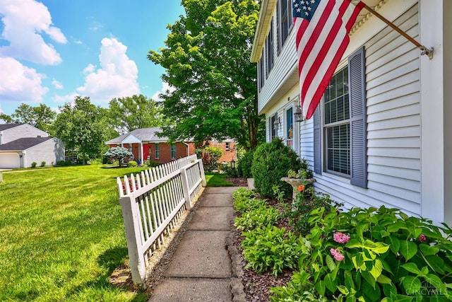 8050 Redhaven Ct, Colerain Twp, OH 45247 - view of yard