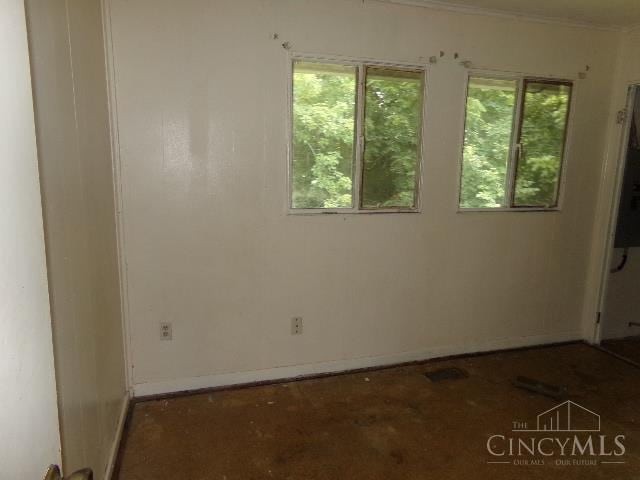 2528 Mariposa Dr, Colerain Twp, OH 45231 - empty room featuring plenty of natural light