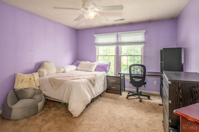 3773 Top Flite Ln, Mason, OH 45040 - bedroom featuring light colored carpet, a textured ceiling, and a ceiling fan
