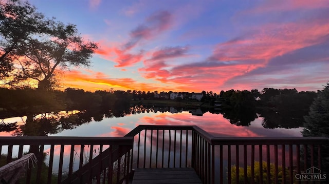420 Lake Shore Dr, Lebanon, OH 45036 - deck with a water view