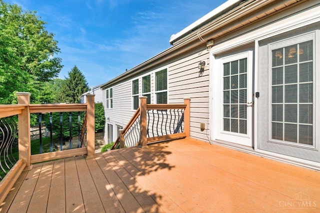 1583 Creekside Rd, Batavia Twp, OH 45102 - view of wooden terrace