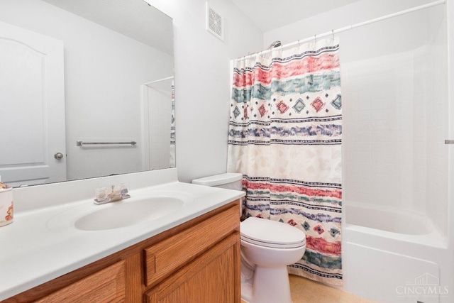 1583 Creekside Rd, Batavia Twp, OH 45102 - bathroom featuring vanity and shower / tub combo with curtain