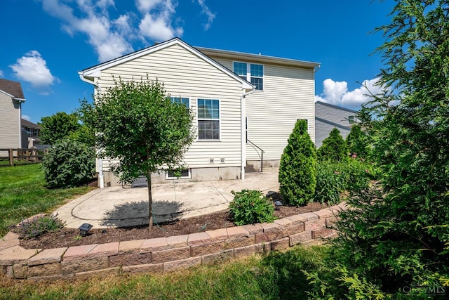 9985 Scotch Pine Dr, Clearcreek Twp, OH 45066 - rear view of house featuring a patio area