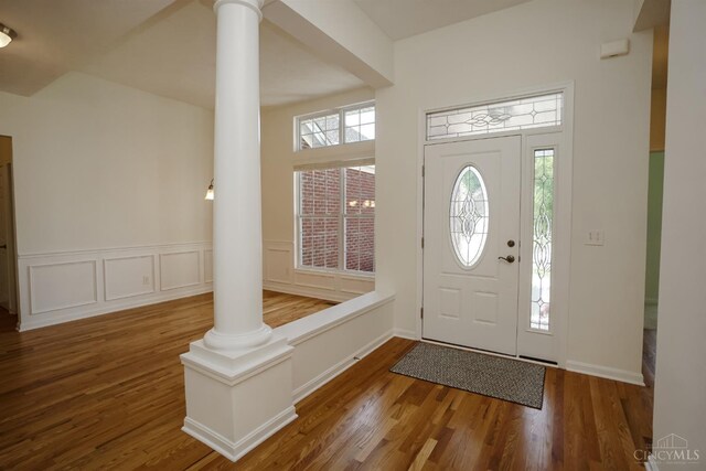 688 Humock Ct, Hamilton Twp, OH 45039 - entrance foyer with decorative columns and wood finished floors