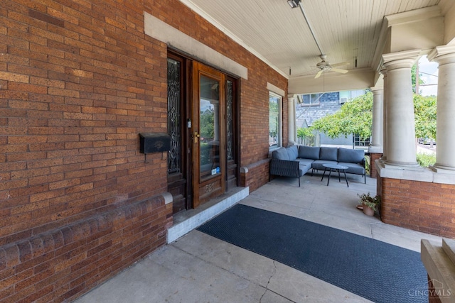 521 S Main St, Franklin, OH 45005 - covered porch featuring ceiling fan and an outdoor hangout area