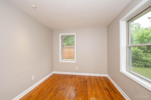 8385 Bridle Rd, Anderson Twp, OH 45244 - unfurnished room with hardwood / wood-style floors and baseboards