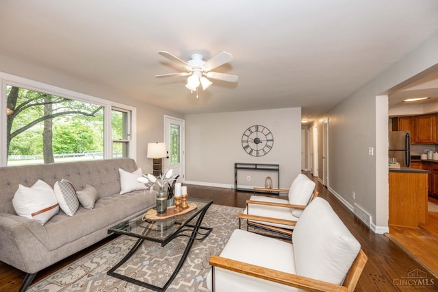 8385 Bridle Rd, Anderson Twp, OH 45244 - living area featuring dark wood-style floors and a ceiling fan