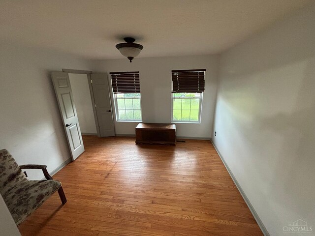 742 Miami Way Dr, Hamilton, OH 45013 - spare room featuring light wood-style flooring and baseboards