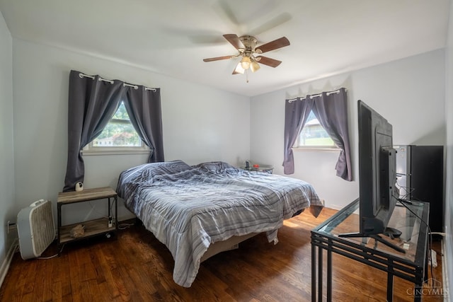 251 Westview Dr, Morrow, OH 45152 - bedroom featuring wood finished floors and a ceiling fan