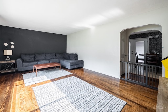 251 Westview Dr, Morrow, OH 45152 - living room with arched walkways and wood finished floors