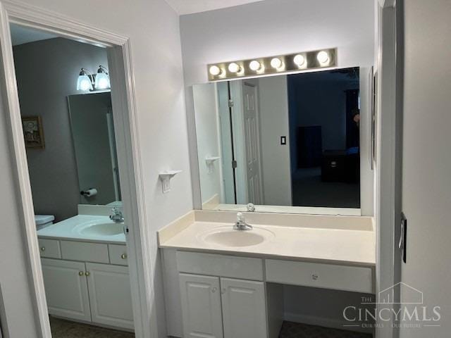 12061 Carrington Ln Unit 206, Symmes Twp, OH 45140 - bathroom featuring vanity