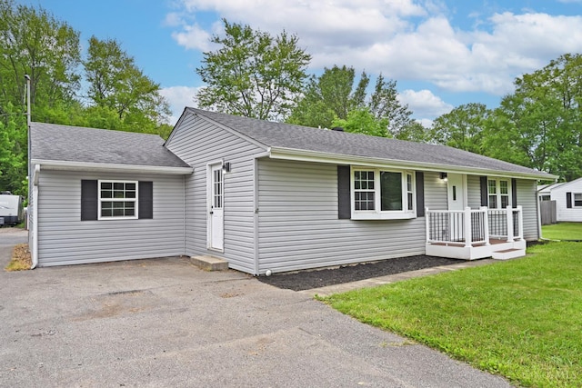 5782 Buckwheat Rd, Miami Twp, OH 45150 - ranch-style home with a front lawn and roof with shingles