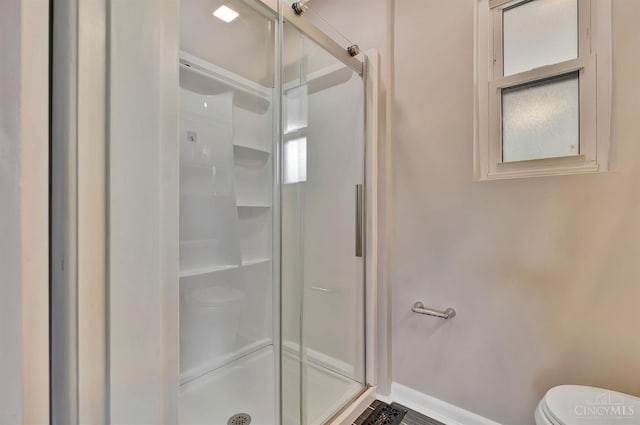 2783 Losantiridge Ave, Columbia Twp, OH 45213 - bathroom with toilet and a stall shower