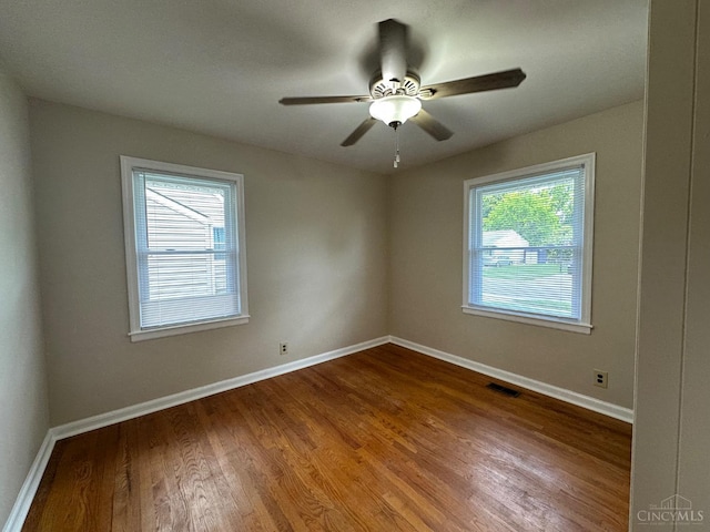 1285 Oakmont Dr, Hamilton, OH 45013 - empty room featuring wood finished floors and ceiling fan