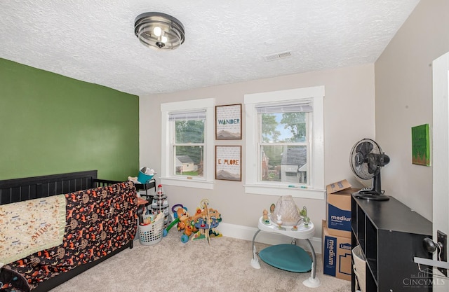 609 Coralie Ave, Hamilton, OH 45013 - bedroom featuring carpet flooring and a textured ceiling