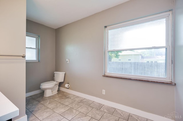732 Central Ave, Carlisle, OH 45005 - bathroom with toilet and baseboards