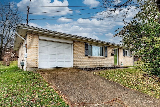 2422 Bluelark Dr, Colerain Twp, OH 45231 - photo 1