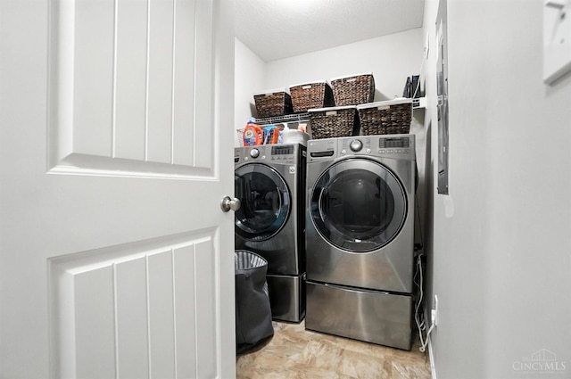 7981 Oakbridge Way, Green Twp, OH 45248 - washroom with separate washer and dryer