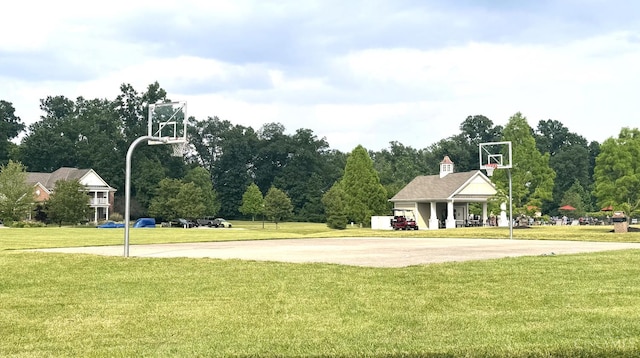 4623 Steeplechase Dr, Batavia Twp, OH 45103 - view of basketball court with a yard and community basketball court