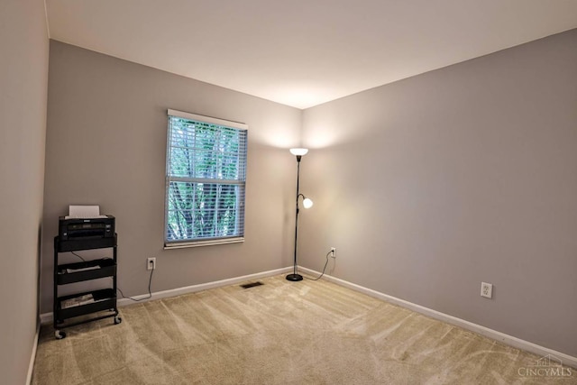 4623 Steeplechase Dr, Batavia Twp, OH 45103 - carpeted empty room with baseboards