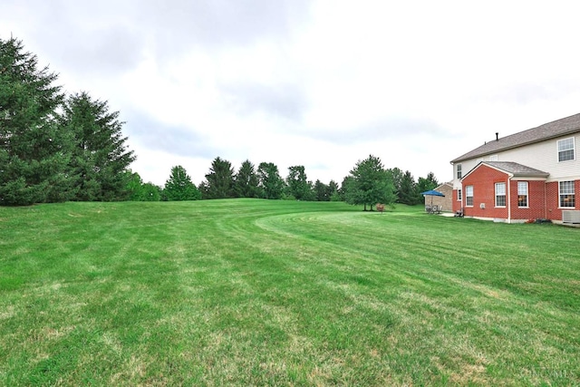 4623 Steeplechase Dr, Batavia Twp, OH 45103 - view of grassy yard