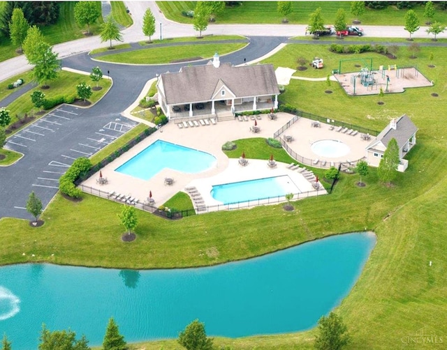 4623 Steeplechase Dr, Batavia Twp, OH 45103 - aerial view of a large body of water
