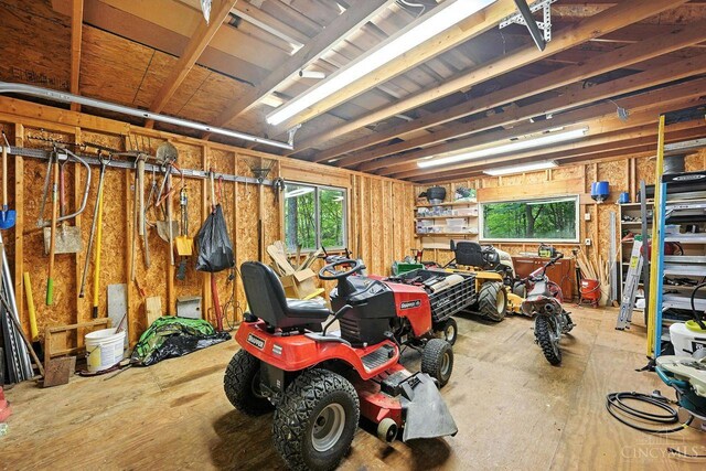 11545 Deer Trace Ln, Harrison Twp, OH 45030 - garage with a workshop area