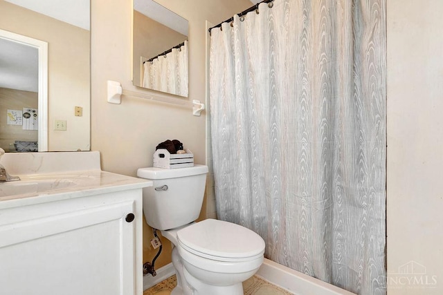 1165 Mcguffey Ln, Union Twp, OH 45103 - bathroom featuring vanity and a shower with shower curtain