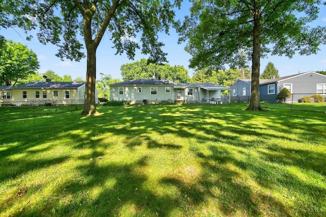 10410 Maria Ave, Springfield Twp, OH 45231 - view of yard