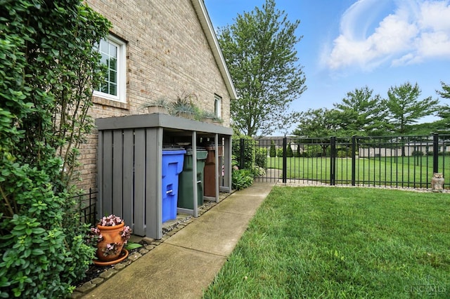 1751 Tatum Ln, Hamilton, OH 45013 - view of yard