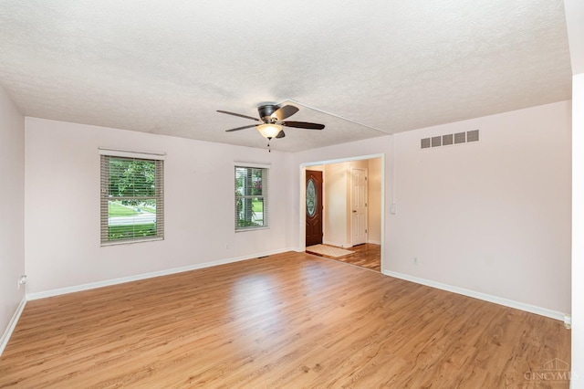 8668 Beckys Ridge Dr, Colerain Twp, OH 45251 - photo 4