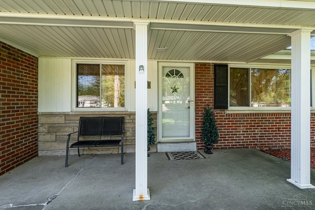 5676 Mellie Ln, Miami Twp, OH 45150 - photo 2