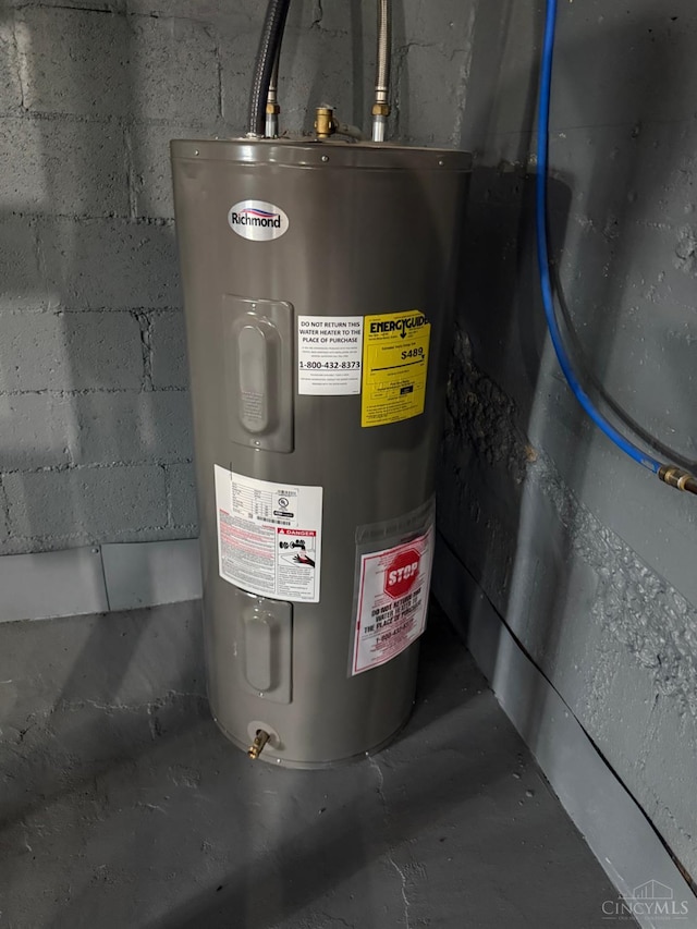 569 Beissinger Rd, Saint Clair Twp, OH 45013 - utilities featuring electric water heater