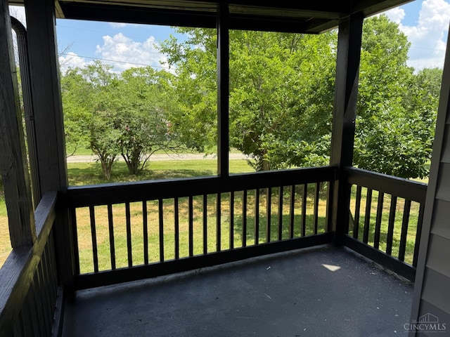 569 Beissinger Rd, Saint Clair Twp, OH 45013 - view of unfurnished sunroom