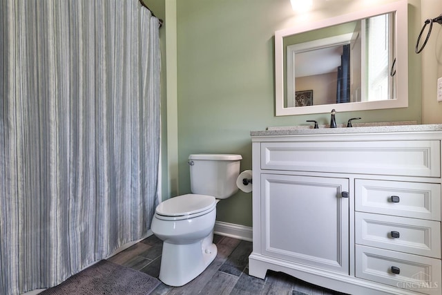 7948 Red Fox Trl, Hamilton Twp, OH 45152 - bathroom featuring vanity, wood finished floors, and a shower with curtain