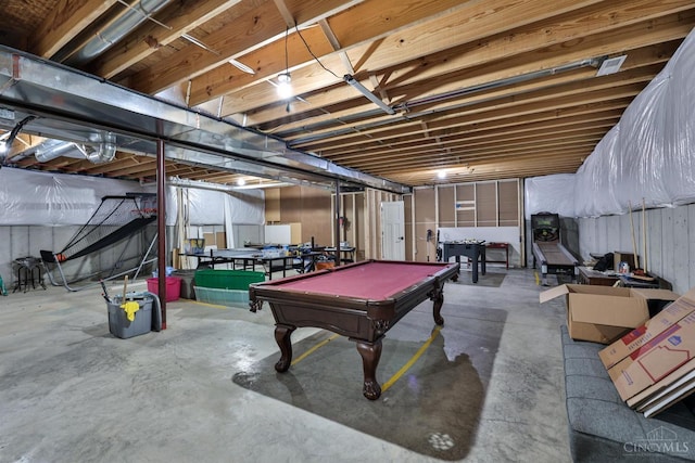7948 Red Fox Trl, Hamilton Twp, OH 45152 - rec room with concrete flooring and billiards table