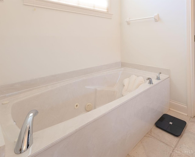 3893 Jocelyn Dr, Fairfield Twp, OH 45011 - full bath with a whirlpool tub
