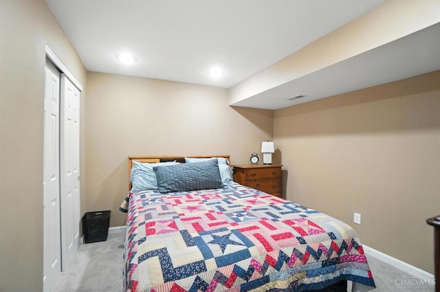 8608 Sunmont Dr, Anderson Twp, OH 45255 - carpeted bedroom featuring baseboards and recessed lighting