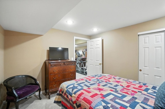 8608 Sunmont Dr, Anderson Twp, OH 45255 - bedroom featuring light colored carpet and recessed lighting