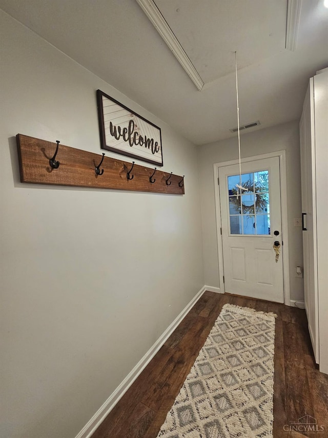 9063 Morrow Woodville Rd, Harlan Twp, OH 45162 - entryway featuring dark wood-style floors and baseboards