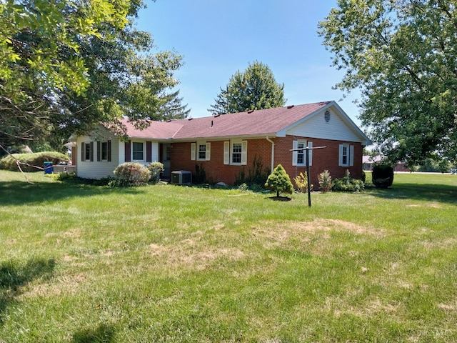 13353 State Route 28 W, Greenfield, OH 45123 - view of front of property with brick siding and a front yard
