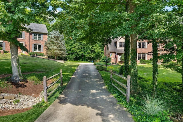 8551 Trillium Ridge Ln, Anderson Twp, OH 45255 - view of asphalt driveway
