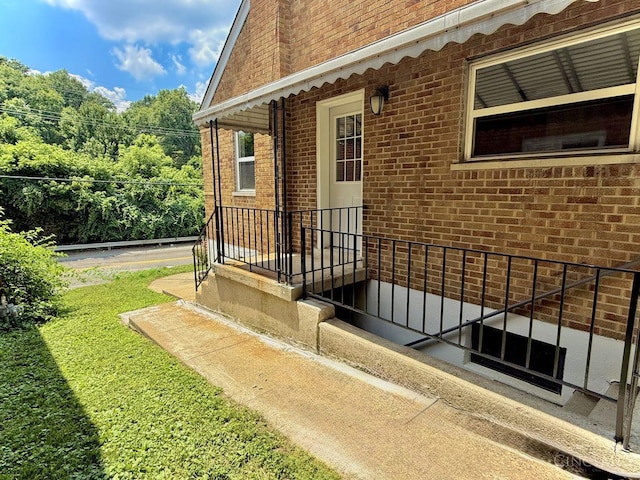 5424 Delhi Rd, Delhi Twp, OH 45238 - view of exterior entry featuring brick siding