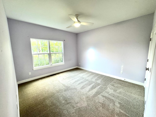 559 Foster-Maineville Rd, Hamilton Twp, OH 45039 - spare room with carpet floors and ceiling fan