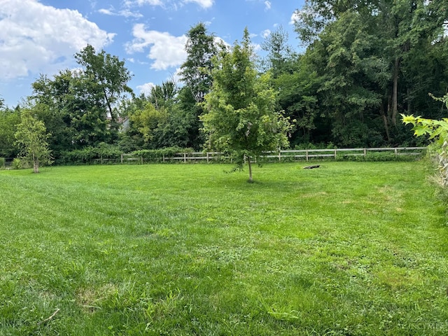 559 Foster-Maineville Rd, Hamilton Twp, OH 45039 - view of yard with a rural view